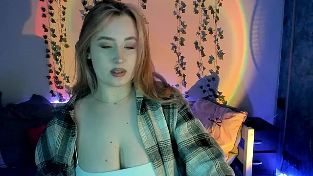 Emily Gin online show from March 2025 08:44:01 AM