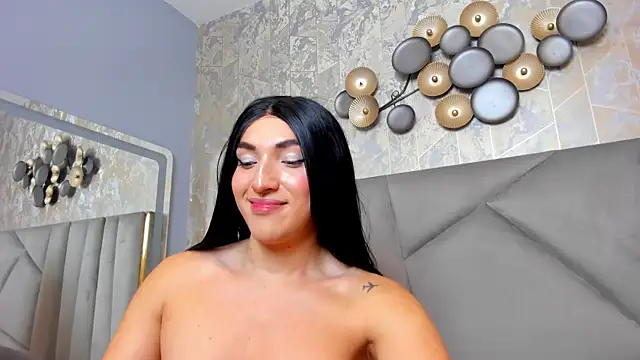 TomLondon  online show from February 2025 05:56:02 PM