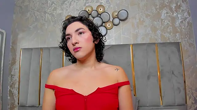 TomLondon  online show from February 2025 11:43:02 AM