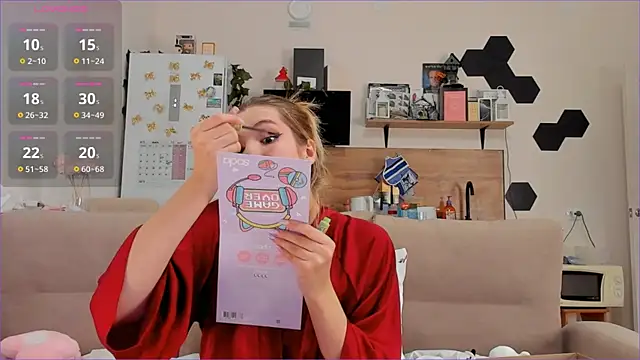 Girl alone home online show from November 2025 03:45:02 PM