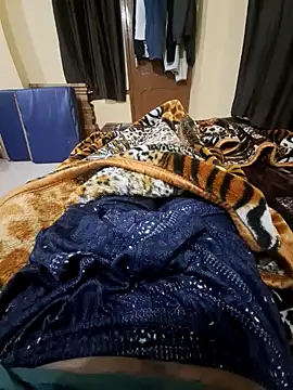 villagb12 online show from January 2025 05:05:01 PM