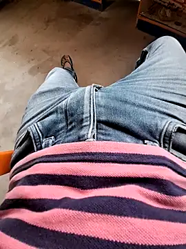 villagb12 online show from March 2025 11:16:01 AM