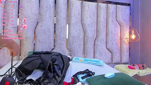 barbara cambels online show from March 2025 01:26:02 AM