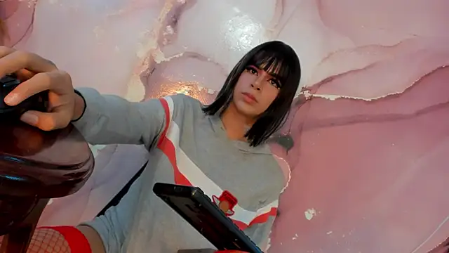 Tiff Valentine online show from February 2025 08:18:01 AM