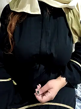 Snapshot of Saakoora chatting on October 2025 08:02:02 AM Saakoora online show from October 2025 08:02:02 AM