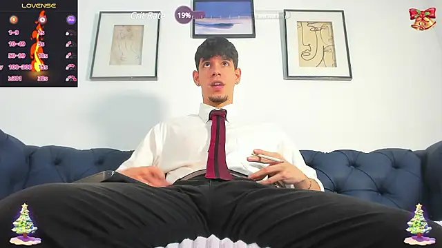 Snapshot of BRAYHAMBROWN chatting on December 2024 09:17:01 PM BRAYHAMBROWN online show from December 2024 09:17:01 PM