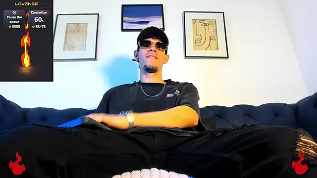 Snapshot of BRAYHAMBROWN chatting on January 2025 10:52:02 PM BRAYHAMBROWN online show from January 2025 10:52:02 PM