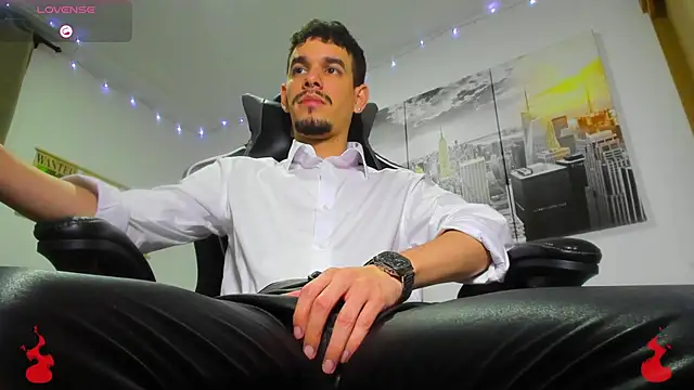 Snapshot of BRAYHAMBROWN chatting on October 2025 01:50:02 AM BRAYHAMBROWN online show from October 2025 01:50:02 AM