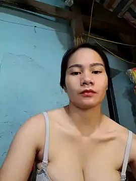 Snapshot of Nice_16 chatting on July 2026 03:23:01 AM Nice 16 online show from July 2026 03:23:01 AM