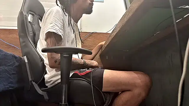 hotcamboy420 online show from February 2025 05:32:01 AM