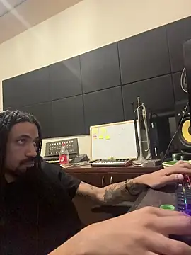 hotcamboy420 online show from February 2026 04:52:02 AM