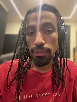 Snapshot of hotcamboy420 chatting on April 2026 03:35:01 AM hotcamboy420 online show from April 2026 03:35:01 AM