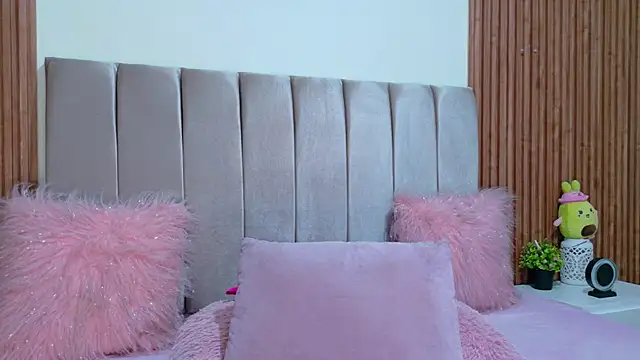 Snapshot of cristal_subin69 chatting on January 2026 12:14:02 AM cristal subin69 online show from January 2026 12:14:02 AM