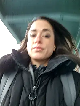 Snapshot of LydiaMaus96 chatting on February 2025 02:46:01 PM LydiaMaus96 online show from February 2025 02:46:01 PM