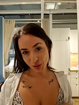 Snapshot of LydiaMaus96 chatting on October 2025 12:37:01 PM LydiaMaus96 online show from October 2025 12:37:01 PM