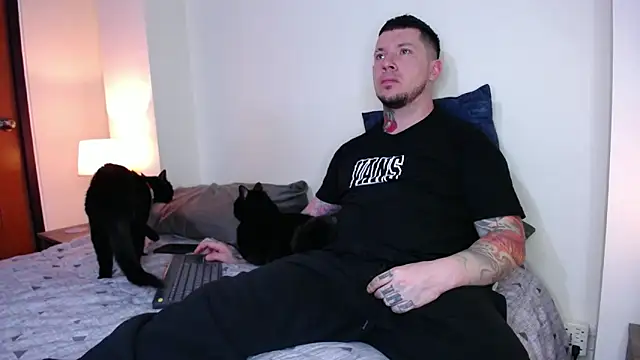 Adam tatto online show from January 2025 02:43:02 AM