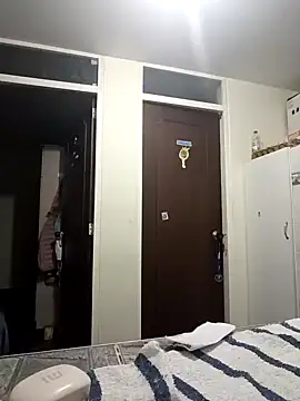 karlamorris  online show from February 2025 01:41:02 AM