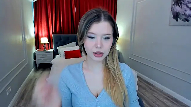 FollowLovee online show from April 2026 03:48:01 AM