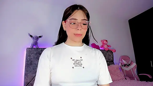 Snapshot of Valentina_Alba chatting on December 2024 01:39:02 PM Valentina Alba online show from December 2024 01:39:02 PM