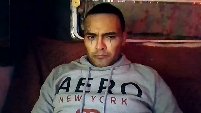 Snapshot of Houstonslong1 chatting on January 2025 12:24:02 PM Houstonslong1 online show from January 2025 12:24:02 PM