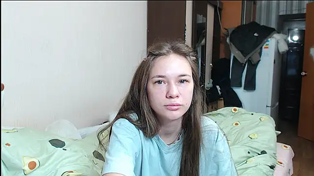 leila bambi  online show from December 2024 04:38:02 AM