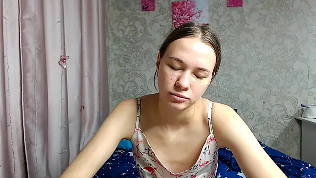 leila bambi  online show from September 2025 05:18:02 PM