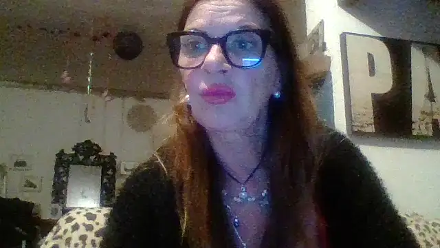 Snapshot of gildamilf chatting on December 2025 08:37:02 PM gildamilf online show from December 2025 08:37:02 PM