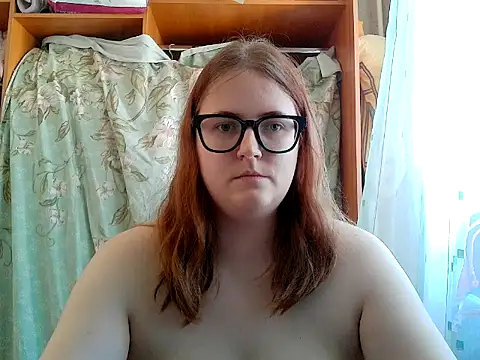Snapshot of DesireMelissa chatting on June 2026 11:44:02 AM DesireMelissa online show from June 2026 11:44:02 AM