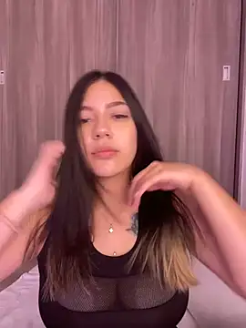 Snapshot of Latina_vanessa chatting on January 2025 02:14:01 AM Latina vanessa online show from January 2025 02:14:01 AM
