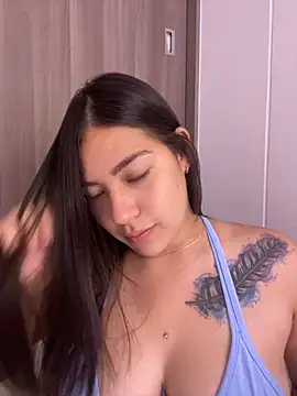 Snapshot of Latina_vanessa chatting on January 2025 11:41:01 PM Latina vanessa online show from January 2025 11:41:01 PM