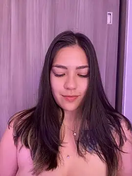 Snapshot of Latina_vanessa chatting on January 2025 05:45:02 AM Latina vanessa online show from January 2025 05:45:02 AM