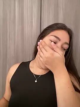 Snapshot of Latina_vanessa chatting on January 2025 06:27:02 PM Latina vanessa online show from January 2025 06:27:02 PM