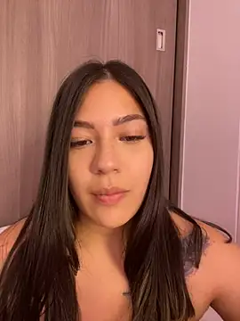 Snapshot of Latina_vanessa chatting on February 2025 01:02:01 AM Latina vanessa online show from February 2025 01:02:01 AM