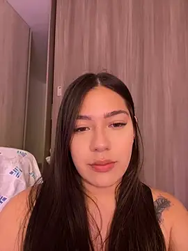 Snapshot of Latina_vanessa chatting on February 2025 11:48:01 PM Latina vanessa online show from February 2025 11:48:01 PM