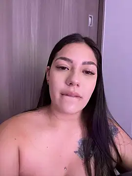 Snapshot of Latina_vanessa chatting on February 2025 11:25:02 PM Latina vanessa online show from February 2025 11:25:02 PM