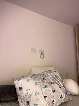 Snapshot of Latina_vanessa chatting on March 2025 10:42:01 PM Latina vanessa online show from March 2025 10:42:01 PM