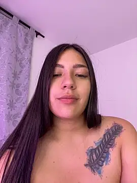 Snapshot of Latina_vanessa chatting on March 2025 11:36:02 PM Latina vanessa online show from March 2025 11:36:02 PM