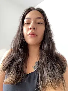 Snapshot of Latina_vanessa chatting on March 2025 06:25:01 PM Latina vanessa online show from March 2025 06:25:01 PM