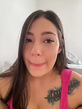 Snapshot of Latina_vanessa chatting on October 2025 02:04:02 PM Latina vanessa online show from October 2025 02:04:02 PM