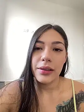 Snapshot of Latina_vanessa chatting on October 2025 02:15:02 PM Latina vanessa online show from October 2025 02:15:02 PM