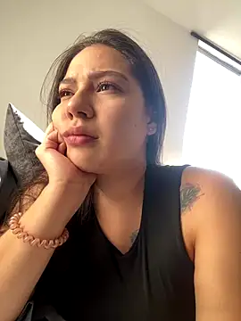 Snapshot of Latina_vanessa chatting on November 2025 09:15:01 PM Latina vanessa online show from November 2025 09:15:01 PM