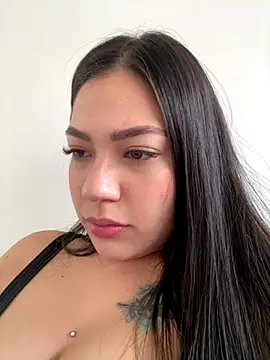 Snapshot of Latina_vanessa chatting on November 2025 10:08:02 PM Latina vanessa online show from November 2025 10:08:02 PM
