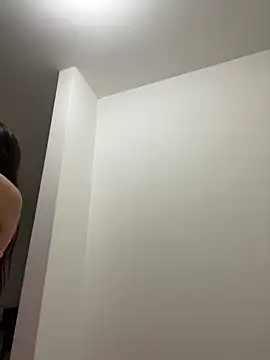 Latina vanessa online show from November 2025 02:11:01 AM