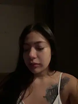 Latina vanessa online show from December 2025 09:25:01 AM