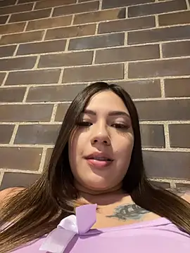 Latina vanessa online show from July 2026 01:52:01 AM