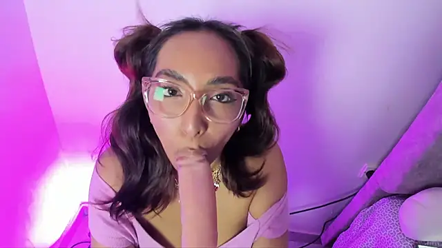 Snapshot of Leticia_brownn1 chatting on May 2026 07:42:01 PM Leticia brownn1 online show from May 2026 07:42:01 PM