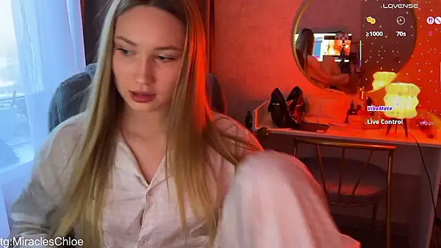 Snapshot of ChloeMillerMeow chatting on March 2026 01:05:02 PM ChloeMillerMeow online show from March 2026 01:05:02 PM