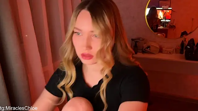 Snapshot of ChloeMillerMeow chatting on April 2026 04:19:02 PM ChloeMillerMeow online show from April 2026 04:19:02 PM