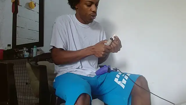 Snapshot of Larry-n-clouds chatting on February 2026 05:07:02 PM Larry-n-clouds online show from February 2026 05:07:02 PM