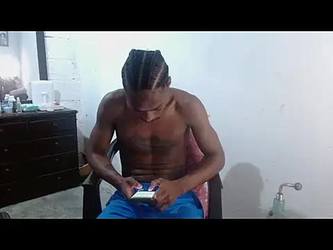 Larry-n-clouds online show from June 2026 02:16:02 AM